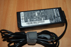 INCARCATOR LAPTOP LENOVO 20V 4.5A 90W MODEL 92P1104 42T4428 MUFA CU PINI foto