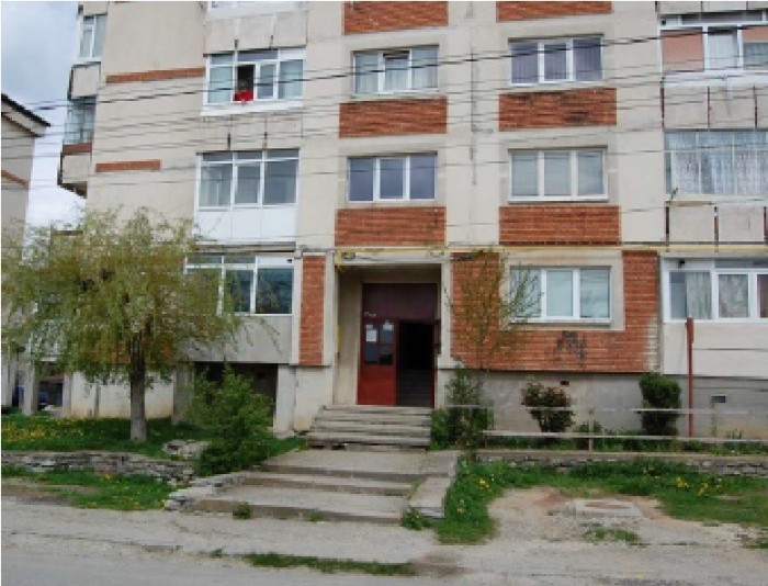 Apartament 2 camere, str. Iezer, nr. 6, Campulung, Arges foto mare Apartament 2 camere, str. Iezer, nr. 6, Campulung, Arges foto mare