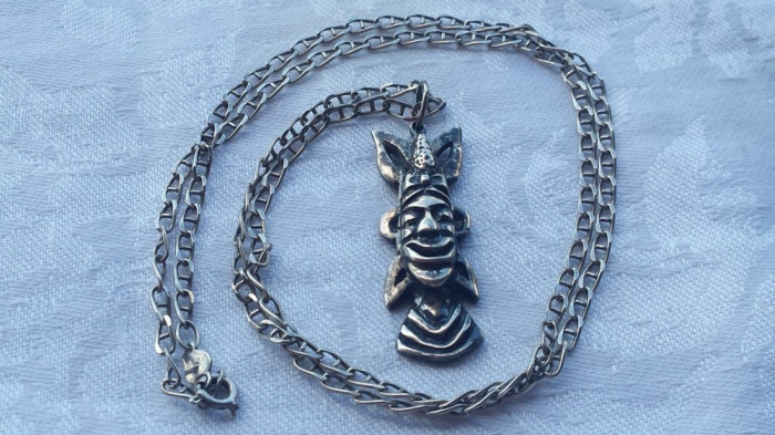 Medalion argint AZTEC tribal AMERINDIAN rar VECHI splendid MASIV pe Lant argint