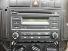 Unitate radio CD VW Polo 1,4TDI an 2007 foto