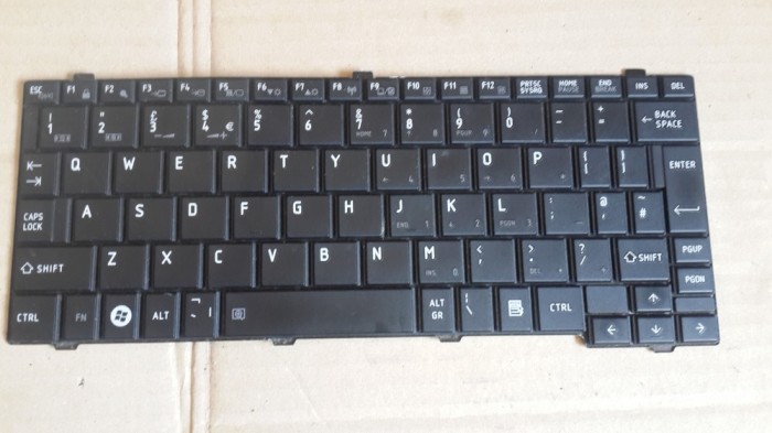 tastatura Toshiba Satellite T110-121 110 T115 T115D T110D aetl1e00010