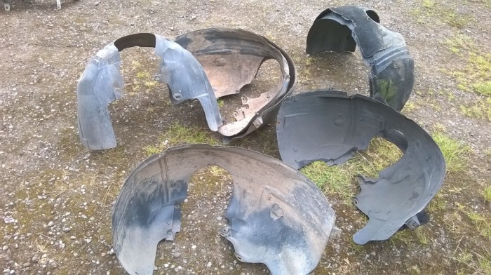 CARENAJ CARENAJE ARIPA INTERIOARA ROATA STANGA DREAPTA FATA FORD FOCUS 1998-2004