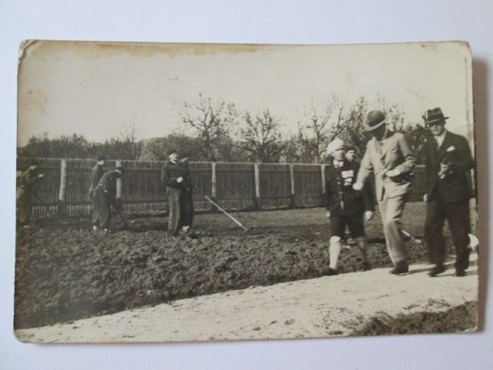 FOTOGRAFIE TABARA LEGIONARA CU STRAJER SI PERSONALITATI IN VIZITA ANII 30