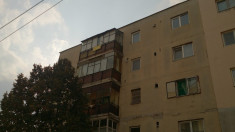 Apartament 3 camere, str. Tineretului, Giurgiu foto