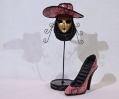 Set 2 suporturi bijuterii - masca si pantof (culoare: roz) foto