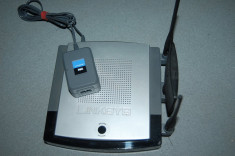 ROUTER LINKSYS /CISCO WRT300N ver.2.0 WIRELESS N BROADBAND ROUTER foto