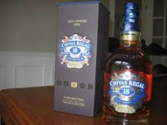 Whisky Chivas Regal 18 ani Gold Signature foto