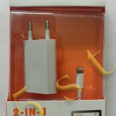 Adaptor (incarcator) Retea + Cablu 2in1 Apple Iphone 5 Blister