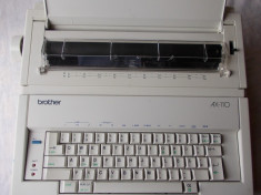 Masina de scris&amp;quot;BROTHER AX110&amp;quot; Made in JAPAN foto