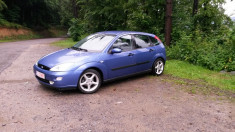 ford focus 1998 210000 km foto