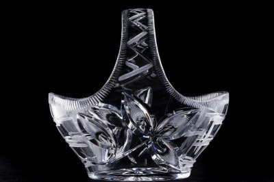 Bomboniera din cristal , L x l x h : 16 x 12 x 17 cm