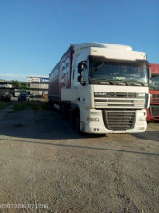 Daf XF 105 cu semiremorca foto