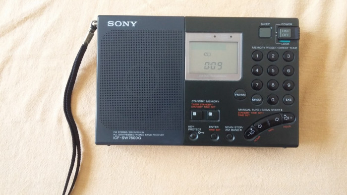 RADIO SONY ICF-SW7600G ,DEFECT .