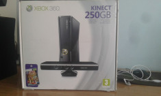 Vand Consola Xbox 360 250 gb + kinect+ 13 jocuri foto