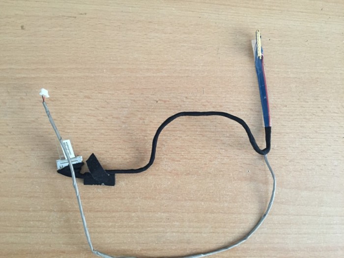 cablu display Medion Akoya e3211 A124