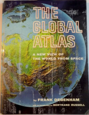 THE GLOBAL ATLAS, A NEW VIEW OF THE WORLD FROM SPACE by FRANK DEBENHAM , 1958 foto