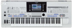 YAMAHA TYROS 4 cu 1 Giga flash ram HD 250 Gb foto