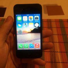 iPhone 4 Negru 32GB foto