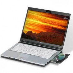 Laptop Fujitsu Siemens Lifebook S7210 foto