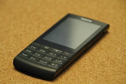 TELEFON NOKIA X2-03