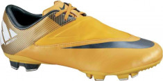 NIKE MERCURIAL foto