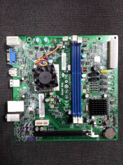 Placa de baza cu procesor AMD Dual-Core 1.3 GHz DDR 3 Acer Aspire x1430 foto