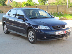 Opel Astra foto