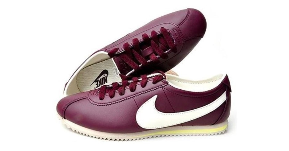 adidasi nike cortez