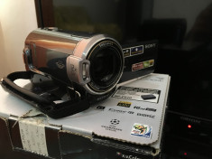 Camera Video Sony HDR-CX305E Full HD 16 GB impecabila, folosita putin foto