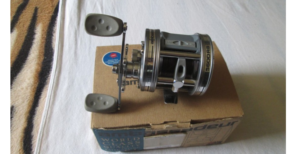 Moulinet De Pêche Abu Garcia Ambassador 5600 Plus – Occasion, Graphite Noir Et Or