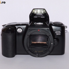 Aparat foto SLR Canon Eos 500 - Body + curea Canon EOS Originala