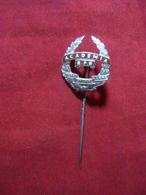 Insigna Academiei RPR , metal si email , h= 2,1 cm , fara ac foto