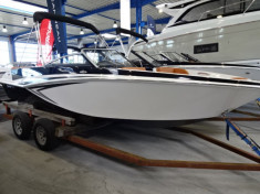 Vand barca noua Glastron GT205 Saddle cu motor 250CP foto