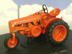 Macheta tractor OTO C 18 R3 - 1953 scara 1:43 foto