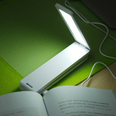 Lampa LED portabila cu incarcare USB foto