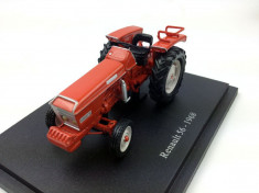 Macheta tractor Renault 56-1968 scara 1:43 foto