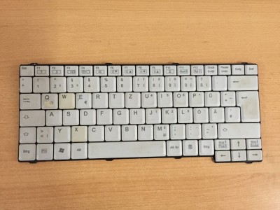 Tastatura Fujitsu Siemens V3525 A120 foto