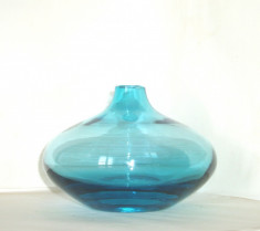 Vaza semi-cristal tourqoise suflata manual - Salong - design Johanna Jelinek foto