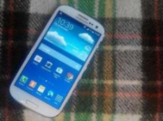 Samsung Galaxy S III Neo cu gatantie,husa si 16 gb card cadou foto