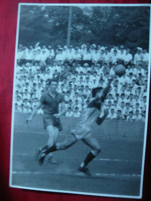 Fotografie- Meci Handbal Romania- Japonia 1960 ,in Japonia ,12x18 cm