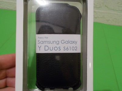 HUSA Flip KLAP 4-OK pentru tel SAMSUNG GALAXY Y DUOS S 6102 culoare NEGRU foto