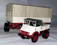 Minichamps Mercedes UNIMOG 401 + remorca 1:43 foto