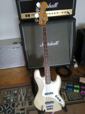 FENDER JAZZ BASS U.S.A 1983 foto