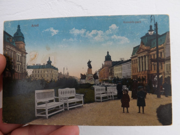 Carte postala din Arad,parcul Kossuth 1917,circulata.