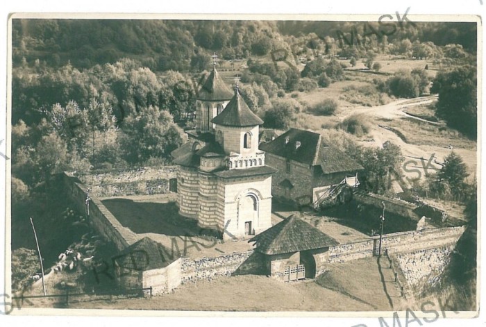 1080 - CORNET, Valcea, Monastery - old postcard, real PHOTO - unused