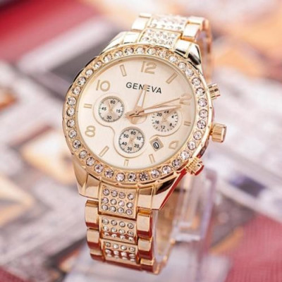 Ceas dama tip Geneva gold curea metalica cristale + cutie simpla cadou foto