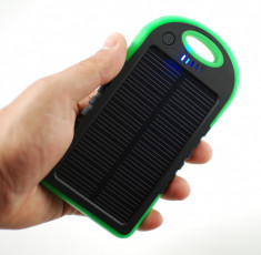 Incarcator solar 5000 mAh - Baterie externa pentru telefoane mobile foto