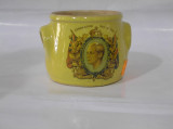 Mic vas vintage decorativ din ceramica Anglia - Edward VII !