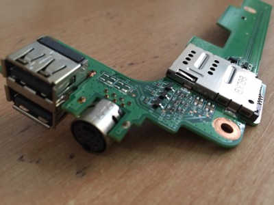 Modul USB Dell inspiron 1525 A32 , A100 foto
