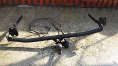 Carlig remorcare marca Bosal pt. Renault Megane 2 sedan (berlina) foto